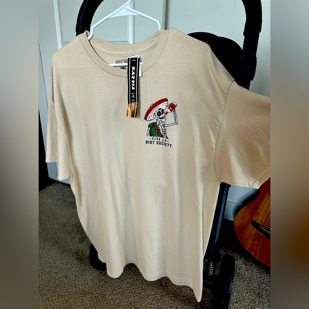 Riot Society Cream Short Sleeve Tee